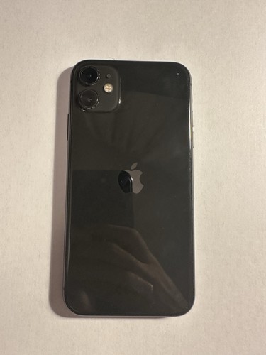 Apple iphone 64gb black - 11,