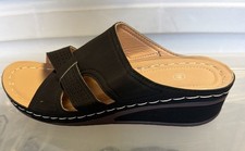 Yasirun Women’s Cross Strap