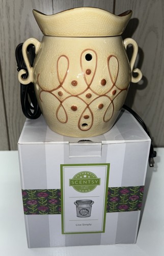 Authentic scentsy full size - ~,