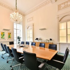 High-End Beech & Walnut Veneer Boardroom Table with 12 Leather Brunner Fina M...