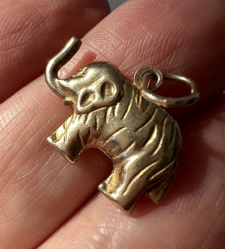 Vintage 9ct gold elephant - vintage,