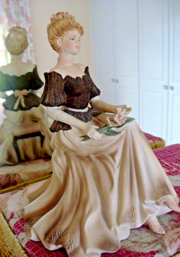 Coalport figurine special - coalport, figurine-special