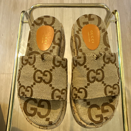 Gucci monogram canvas - gucci,