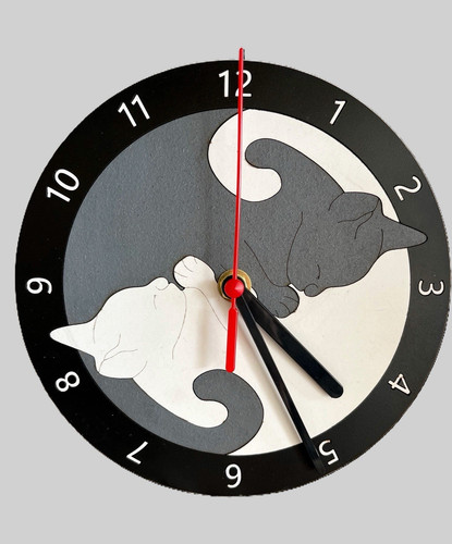 Sleeping cats design round