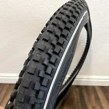 Set of 2, Rare NOS Monty