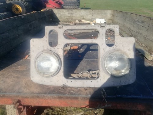 Land rover series - rover, grill