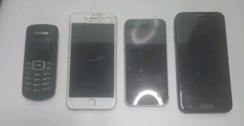 Small job lot mixed - of, phones