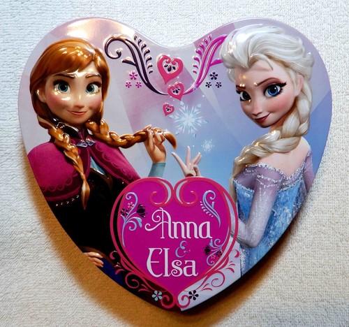 Disney anna elsa heart - anna,