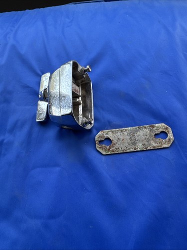 Premier tom bracket - tom,