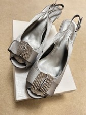 Grey/S ilver diamanté bow