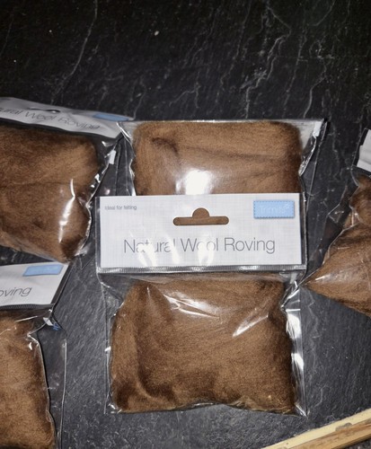 Natural wool roving - roving, 10g