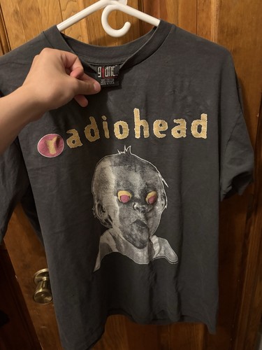 Rare radiohead tee - rare,