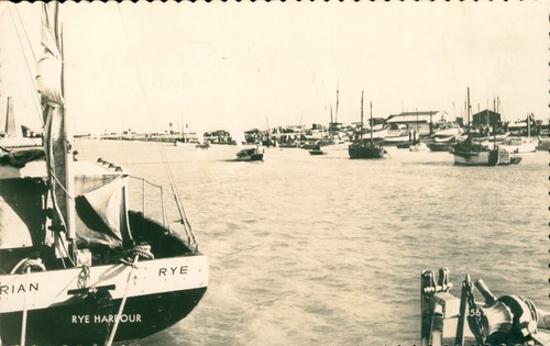 Rye east sussex harbour - harbour, boats