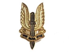 SAS British Army Special Air Service Who Dares Wins Metal Military Forces Badge