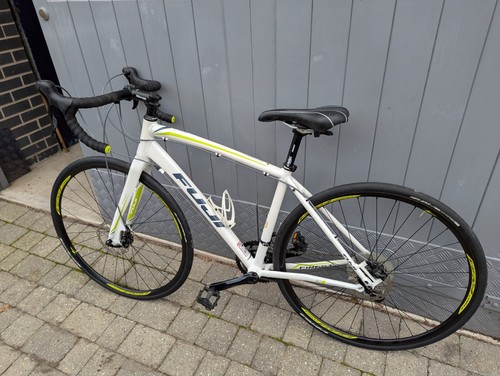 Fuji finest road bike - road,