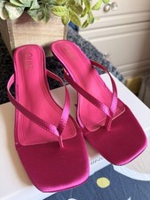 Quiz Kitten Heel In Fushia