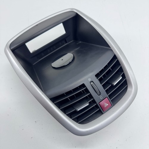 Peugeot 207 air vent dash - peugeot,