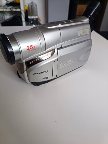 Jvc vhs compact - vhs-c,