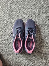 Ladies Skechers memory foam trainers size 5.5, new without box