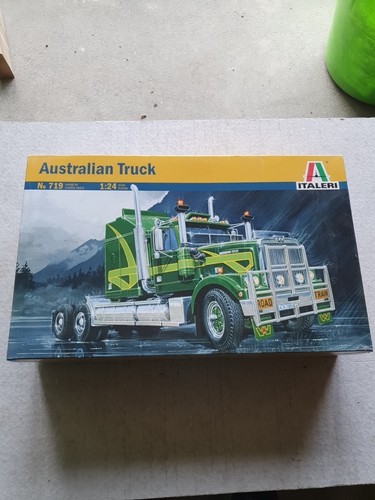 Italeri australian truck - australian,