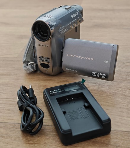 Sony handycam dcr - sony,