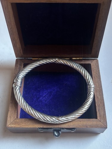 Vintage 18ct white gold - white,