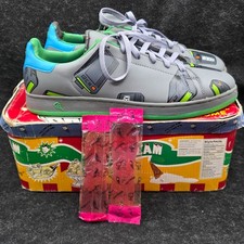 READ ICE CREAM SHOES BOOM BOX