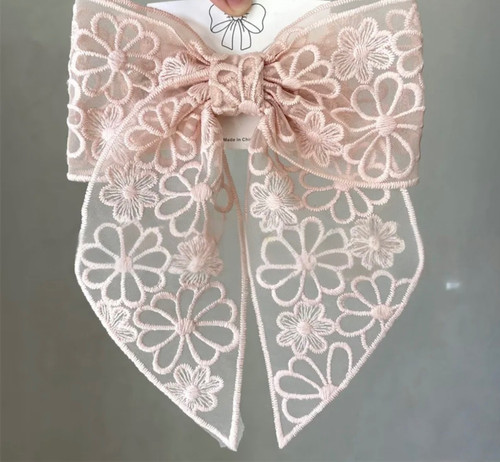 Large pink floral lace - pink,