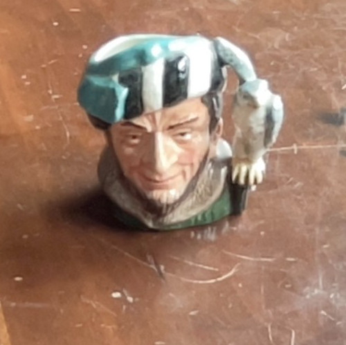 Vintage royal doulton toby mug - royal,