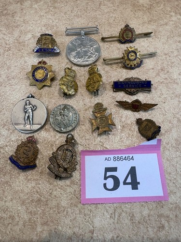 Vintage mixed millitary badges - vintage,