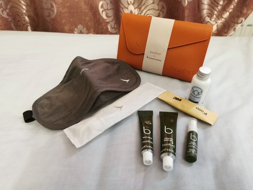 Cathay pacific amenity kit - pacific,