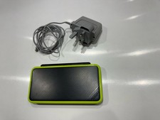 Nintendo 2DS XL Handheld