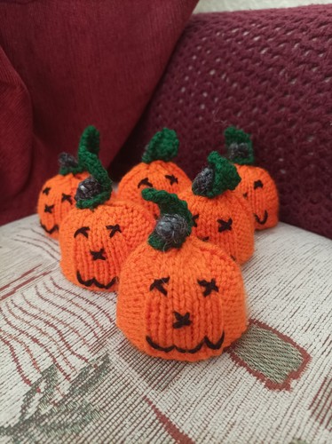 Knitted halloween pumpkin - 6,