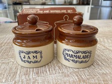 Set two attractive vintage - two,