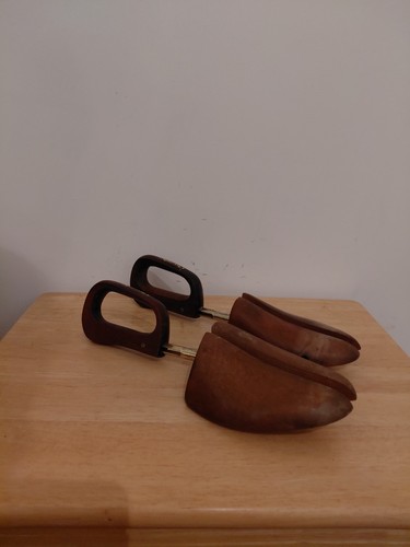 Church wooden shoe trees - church's,