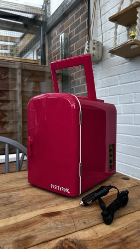 Pink mini fridge cooler - mini,