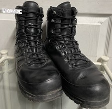 Meindl German Army Issue Black Gore-Tex Mountain Combat Boots 9.5 UK MDG29.5