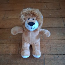 PLUSH LION. REGAL TOYS. LOUIS