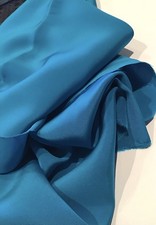 100% SILK VIVID TURQUOISE