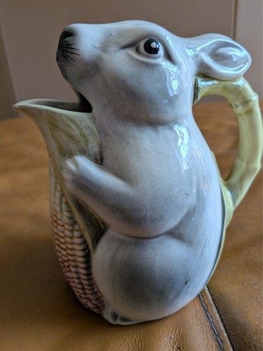 Beautiful majolica bunny - beautiful,