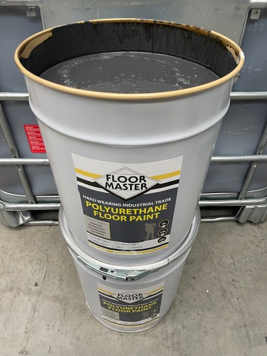 Hard wearing dark - grey, floor