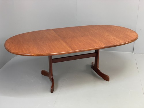 Plan dining table - dining, oval
