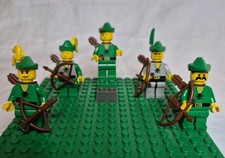 Lego Castle Forestmen x 5  -
