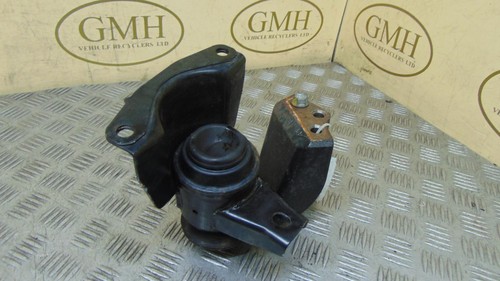 Vauxhall agila gearbox mount - b,