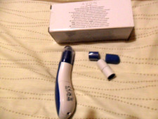 AVON BATTERY OPERATED NAIL BUFFER POLISHER SHAPER MANICURE TOOL SET GREAT GIFT