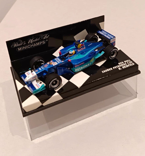Minichamps paul model art - minichamps, paul's