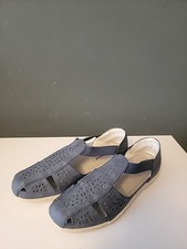 cushion walk sandals Size 6uk