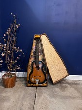 Vintage Classical Guitar Mario