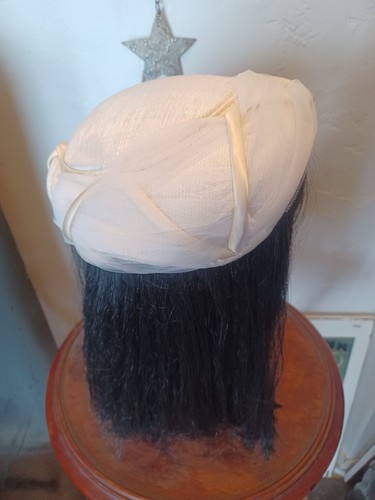 Vintage ivory hat - vintage, hat/wedding