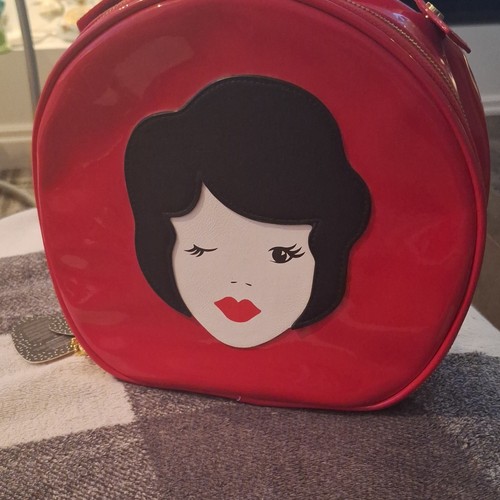 Red plastic zip vanity case - red,